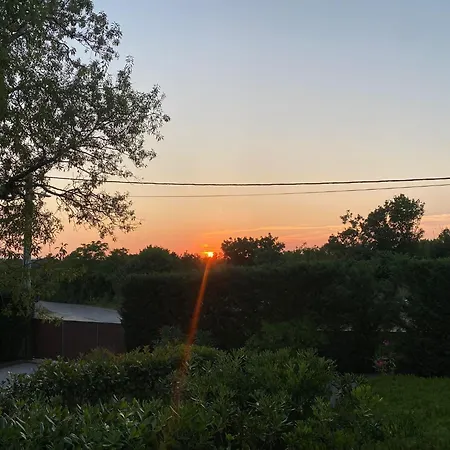 Cecilia - 4 Bedrooms, 4 Bathrooms, Heated Inside Pool, Gym Lakmartin