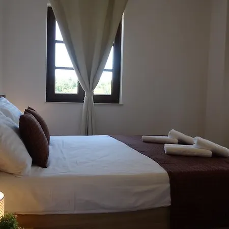 Cecilia - 4 Bedrooms, 4 Bathrooms, Heated Inside Pool, Gym