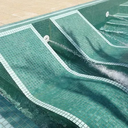 Villa Cecilia - 4 Bedrooms, 4 Bathrooms, Heated Inside Pool, Gym *