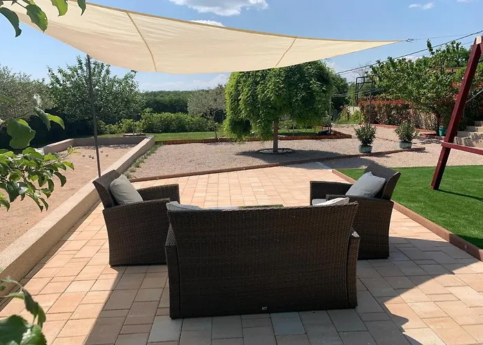 Cecilia - 4 Bedrooms, 4 Bathrooms, Heated Inside Pool, Gym