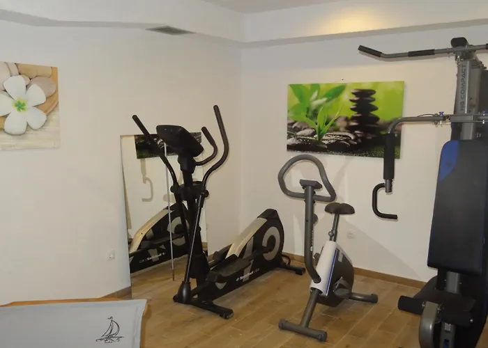别墅 Cecilia - 4 Bedrooms, 4 Bathrooms, Heated Inside Pool, Gym Lakmartin