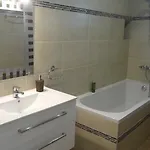 Cecilia - 4 Bedrooms, 4 Bathrooms, Heated Inside Pool, Gym Lakmartin