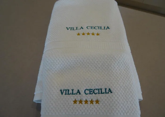 Cecilia - 4 Bedrooms, 4 Bathrooms, Heated Inside Pool, Gym Villa Lakmartin